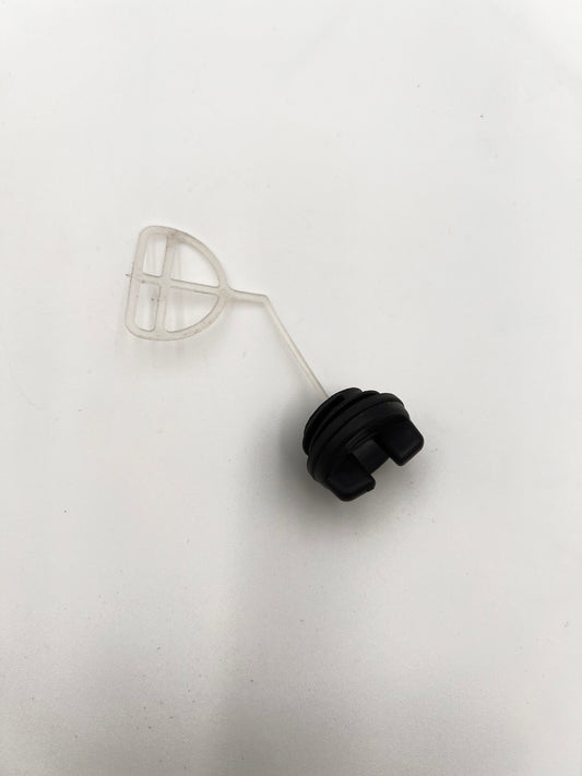 BU-KO Oil Cap with Dipstick for 26cc Chainsaw – Replacement Part for Petrol Pruner Pole Saw & Garden Tools